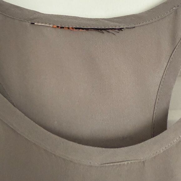 Silk Racer Back Shark Bite Tank - Picture 7 of 8